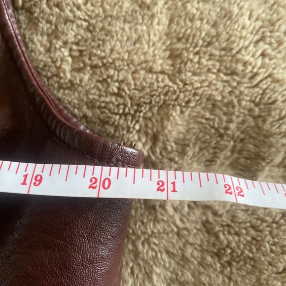 NWOT BURGUNDY FAUX LEATHER MOTO VEST - Picture 9 of 11